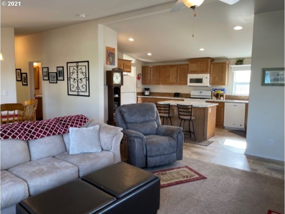 4915 Swegle Road Northeast, Unit 24 Salem, OR 97301 - Photo 4 of 26
