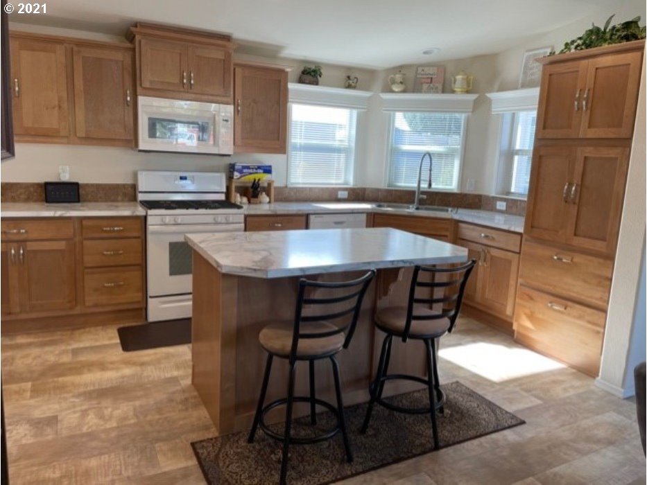 4915 Swegle Road Northeast, Unit 24 Salem, OR 97301 - Photo 9 of 26