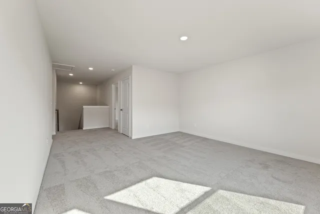 $489,990 | 5439 Aurora Trail, Flowery Branch, GA 30542