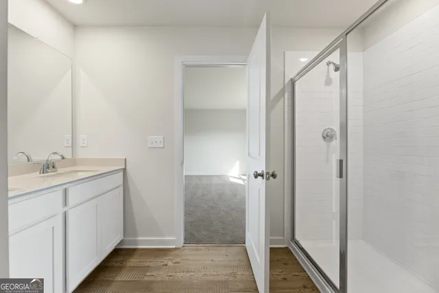 $489,990 | 5439 Aurora Trail, Flowery Branch, GA 30542