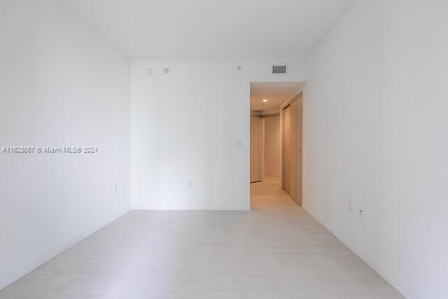 1000 Brickell Plaza, Unit 4015 Miami, FL 33131 - Photo 13 of 29 a view of a small space