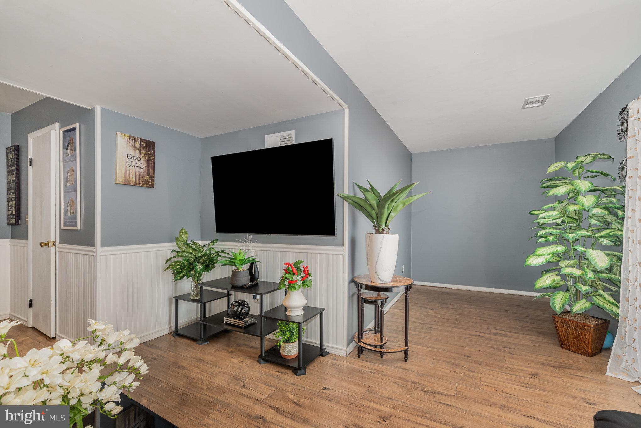 5161 Erie Road Harrisburg, PA 17111 - Photo 22 of 32 Gallery Image 22