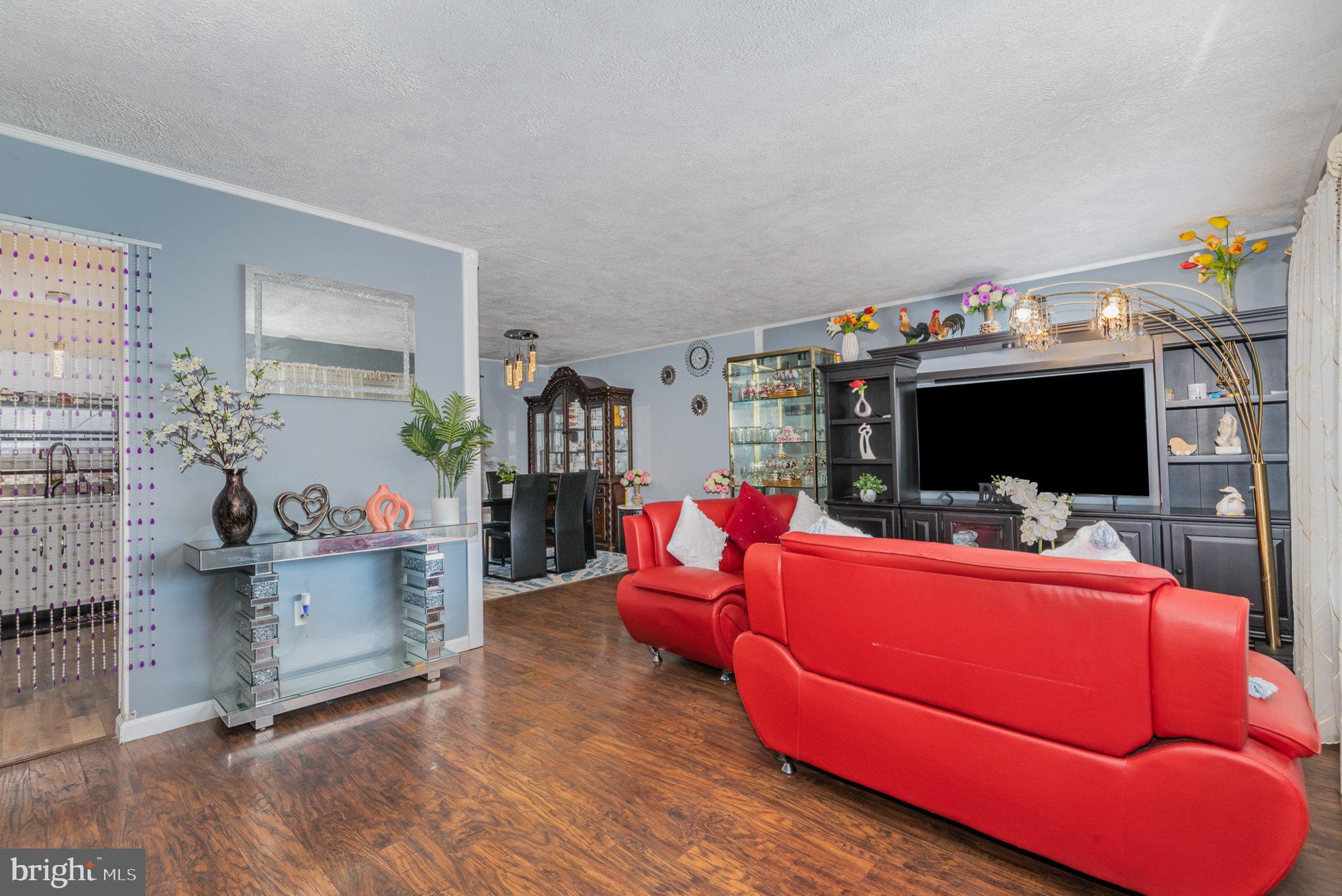 5161 Erie Road Harrisburg, PA 17111 - Photo 4 of 32 Gallery Image 4