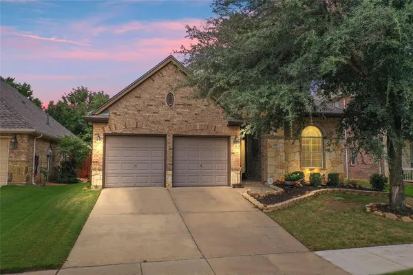 $569,500 | 1171 Bonham Parkway, Lantana, TX 76226