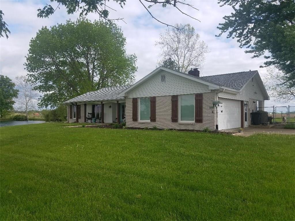 12575 Walters Road Martinsville, IN 46151 - Photo 2 of 42 Gallery Image 2