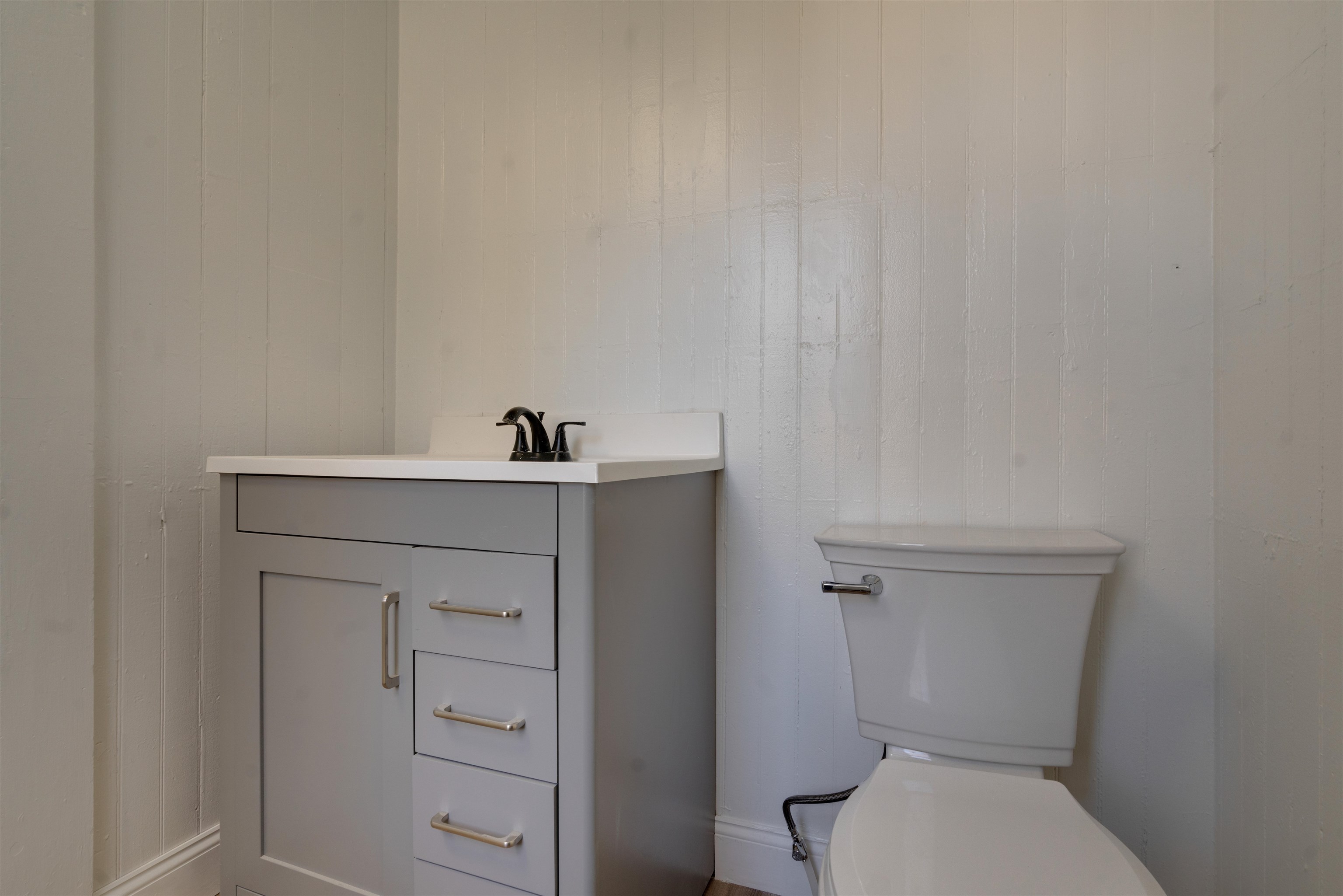 74 Charles Street, Unit 2 Rochester, NH 03867 - Photo 3 of 42