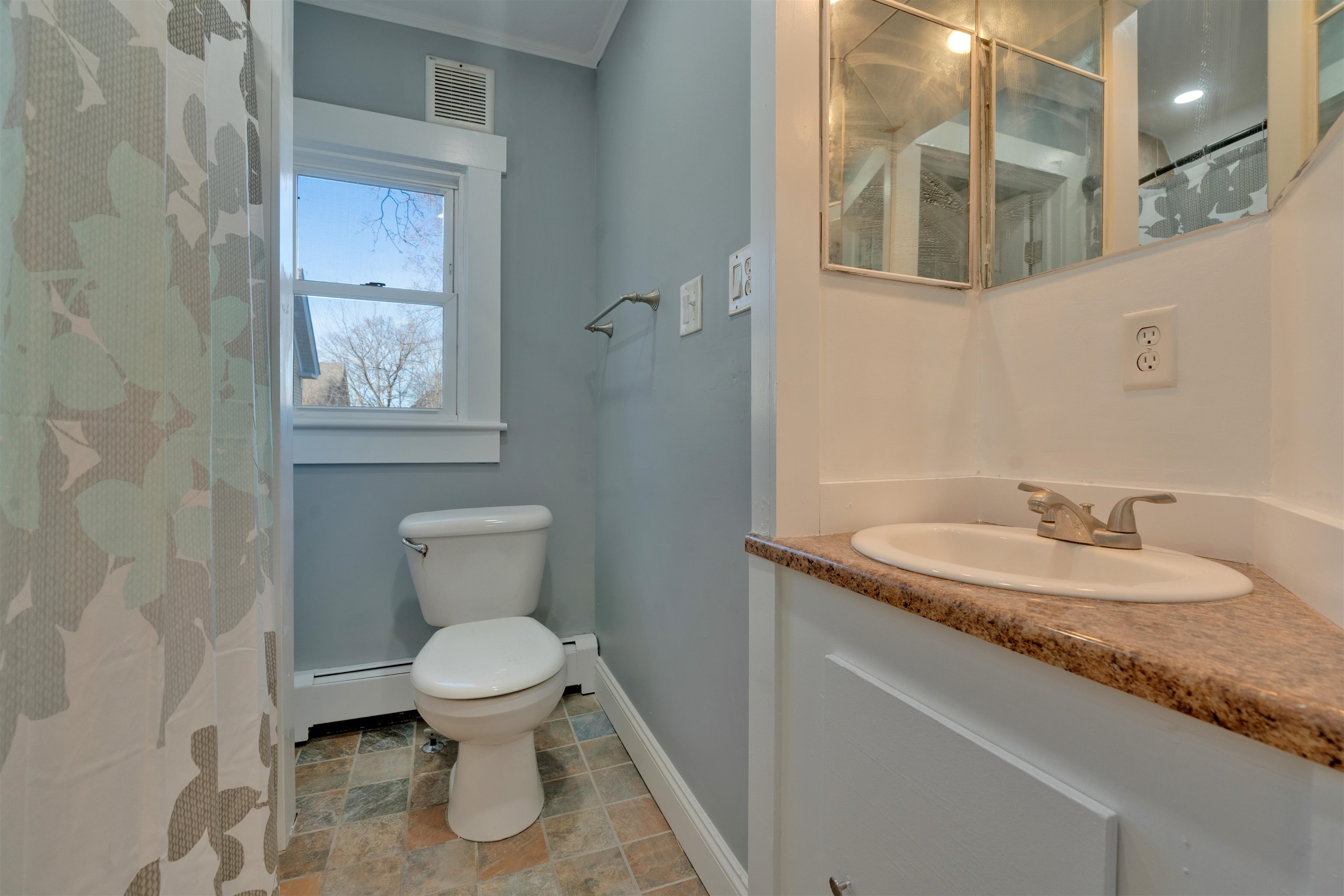 74 Charles Street, Unit 2 Rochester, NH 03867 - Photo 9 of 42