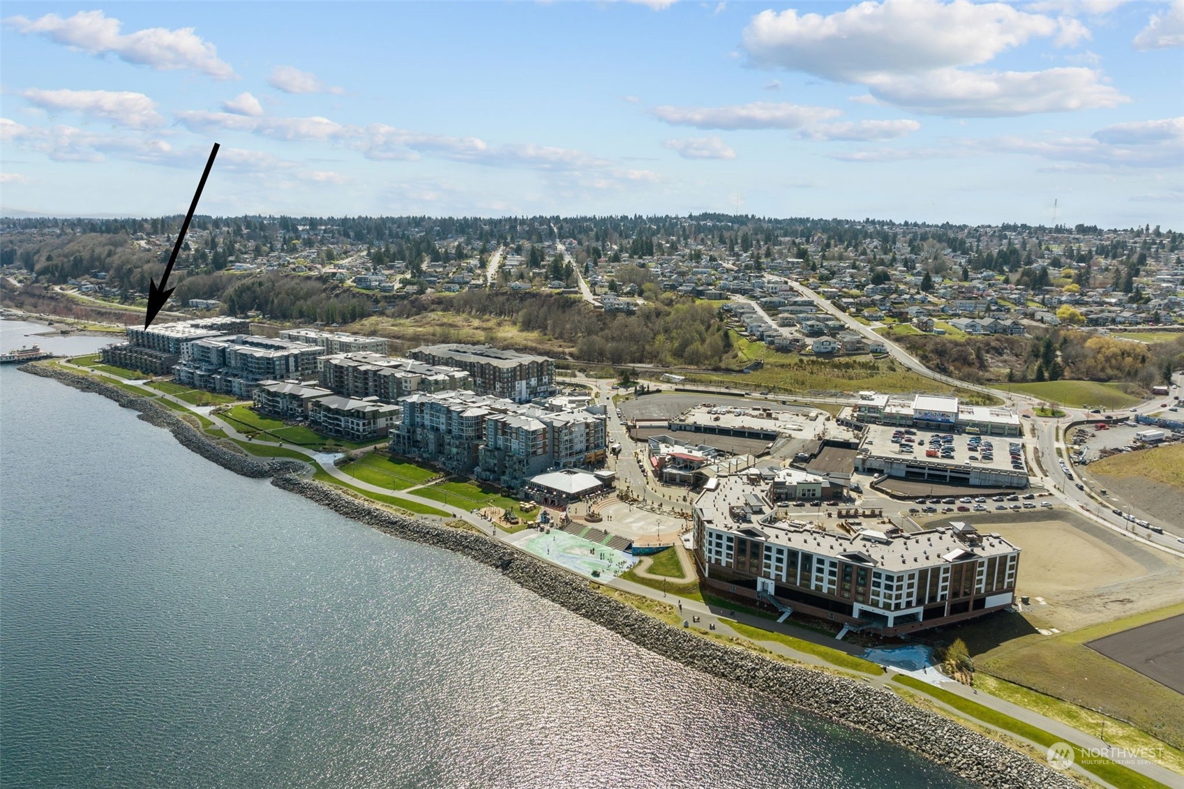 4907 Main Street, Unit 508 Tacoma, WA 98407 - Photo 40 of 40 a view of a city with lawn chairs