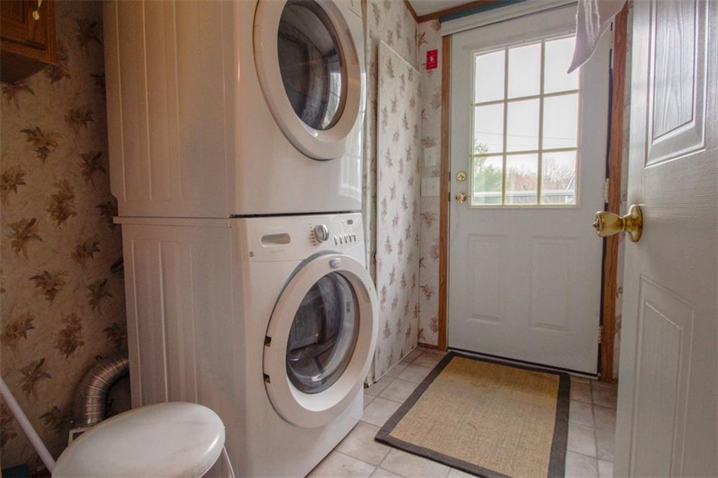 3 Eastwoods Road Kennebunk, ME 04043 - Photo 19 of 22 Laundry