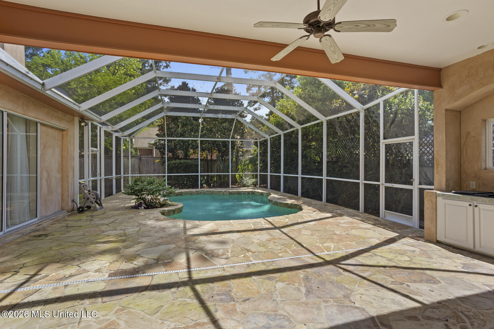518 Heatherstone Court Ridgeland, MS 39157 - Photo 28 of 31 518 Heatherstone-34