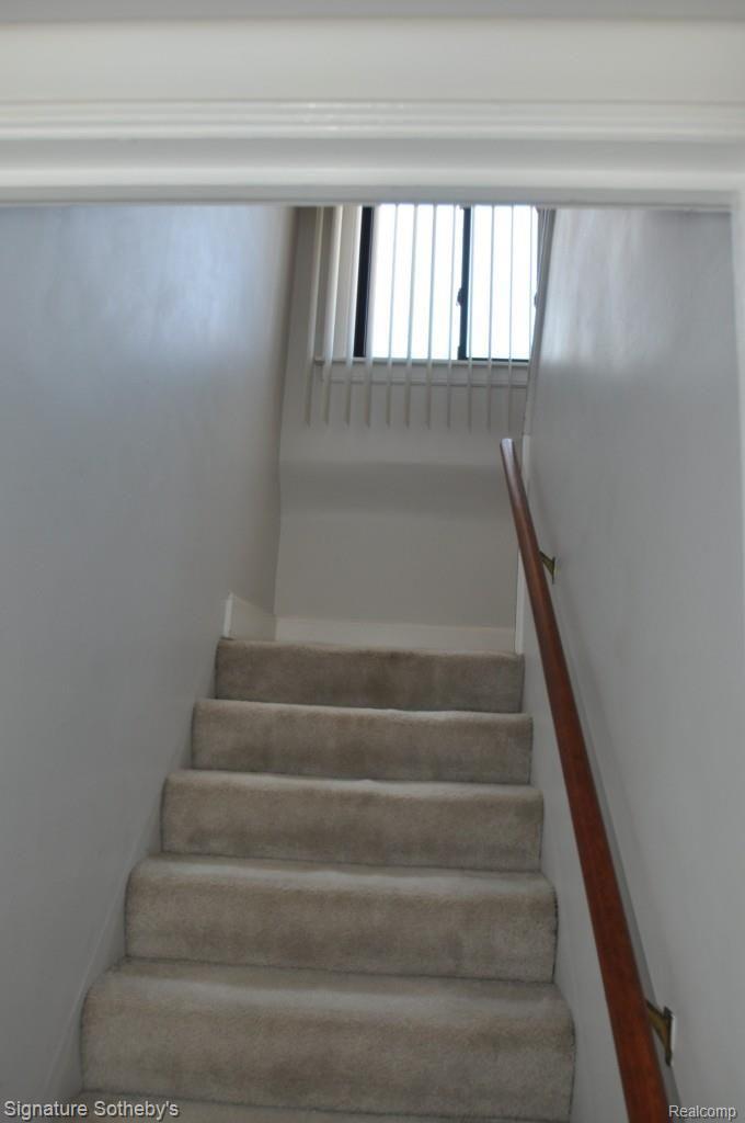 19485 Shrewsbury Road Detroit, MI 48221 - Photo 27 of 35 DSC_0224.jpg