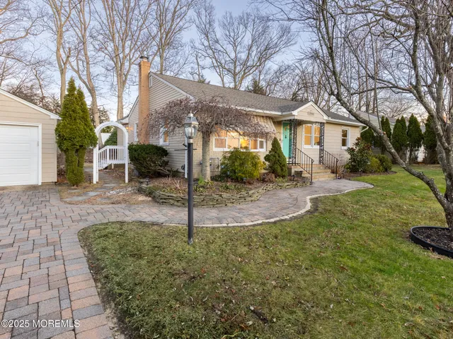 $799,000 | 2006 Fairway Drive, Spring Lake, NJ 07762