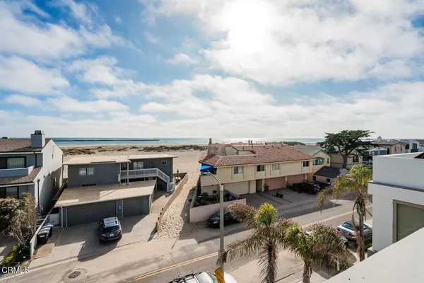 $3,295,000 | 3300 Ocean Drive, Oxnard, CA 93035