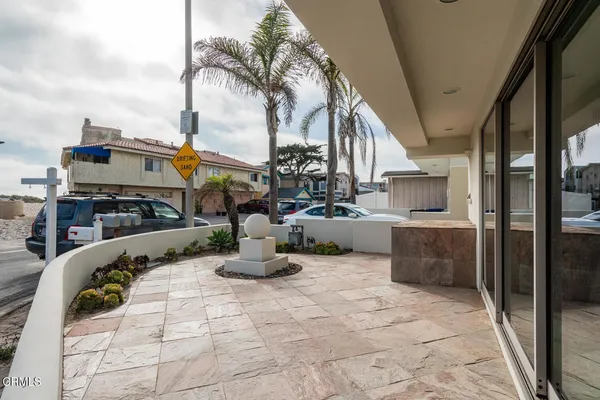 $3,295,000 | 3300 Ocean Drive, Oxnard, CA 93035