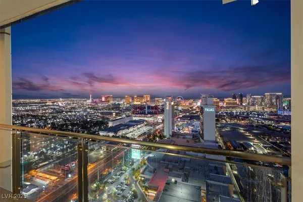 $315,000 | 4381 West Flamingo Road, Unit 5016, Las Vegas, NV 89103