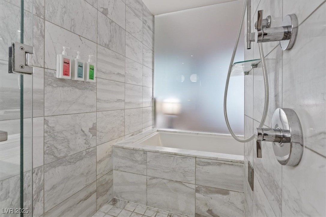 4381 West Flamingo Road, Unit 5016 Las Vegas, NV 89103 - Photo 18 of 29