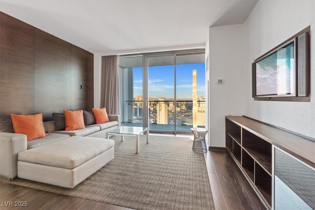 4381 West Flamingo Road, Unit 5016 Las Vegas, NV 89103 - Photo 4 of 29