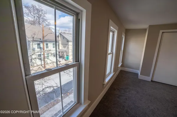 $1,700 | 811 Monroe Street, Unit 1, Stroudsburg, PA 18360