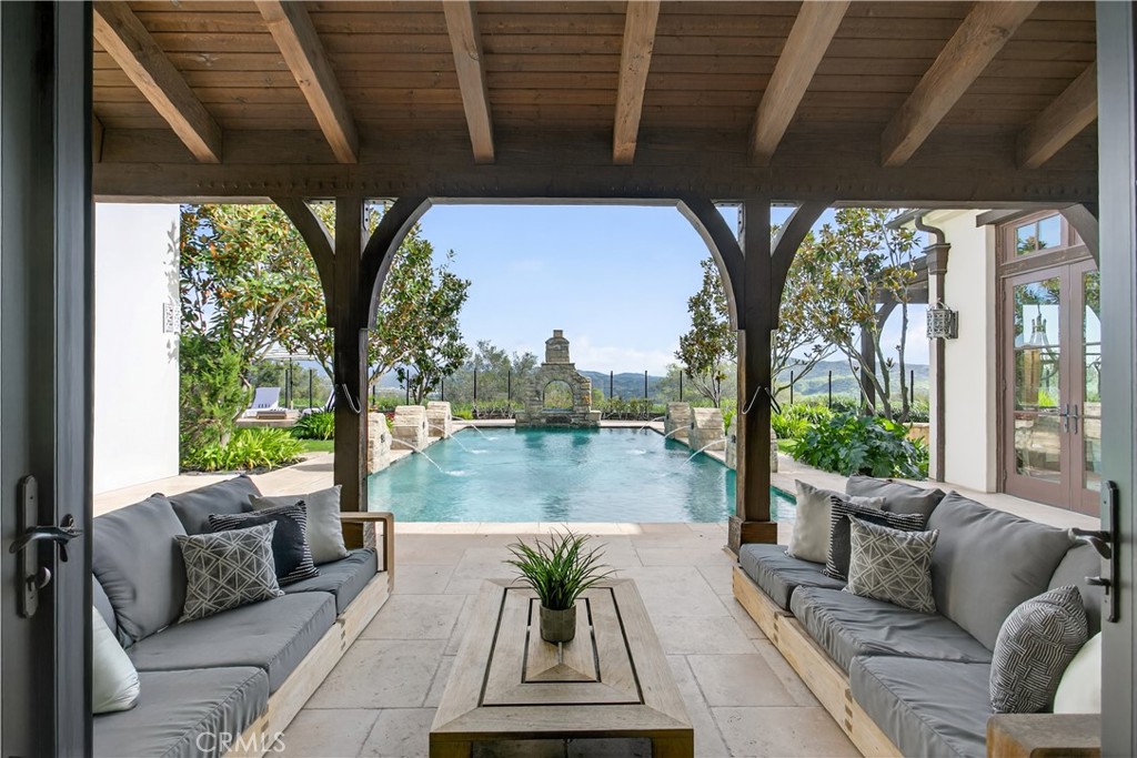 18 Mission Ridge Road Ladera Ranch, CA 92694 - Photo 11 of 70