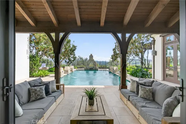 $6,900,000 | 18 Mission Ridge Road, Ladera Ranch, CA 92694