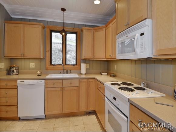 295 Woodland Road Sylva, NC 28779 - Photo 7 of 24