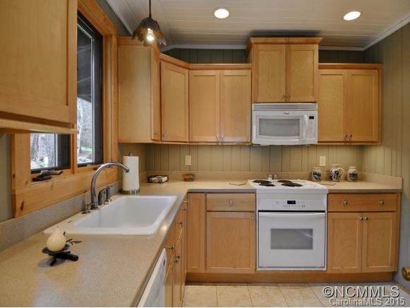 295 Woodland Road Sylva, NC 28779 - Photo 9 of 24