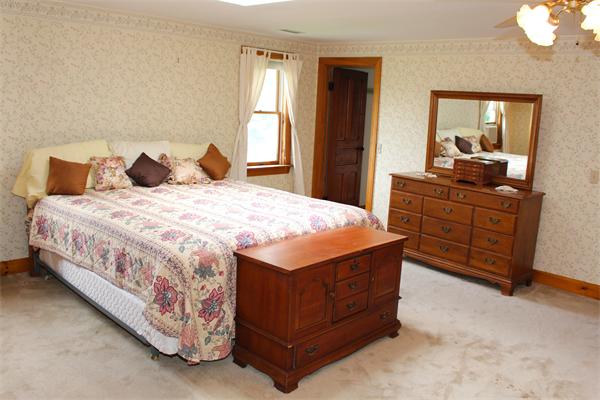 60 Kendall Hill Road Sterling, MA 01564 - Photo 19 of 29 Gallery Image 19