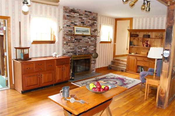 60 Kendall Hill Road Sterling, MA 01564 - Photo 6 of 29 Gallery Image 6