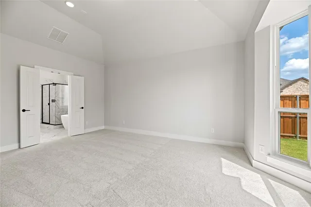 $2,600 | 6104 Lake Brook Drive, Pilot Point, TX 76258