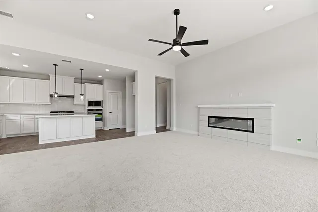 $2,600 | 6104 Lake Brook Drive, Pilot Point, TX 76258