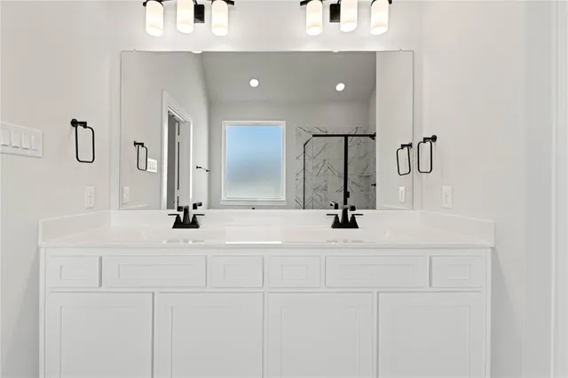 $2,600 | 6104 Lake Brook Drive, Pilot Point, TX 76258