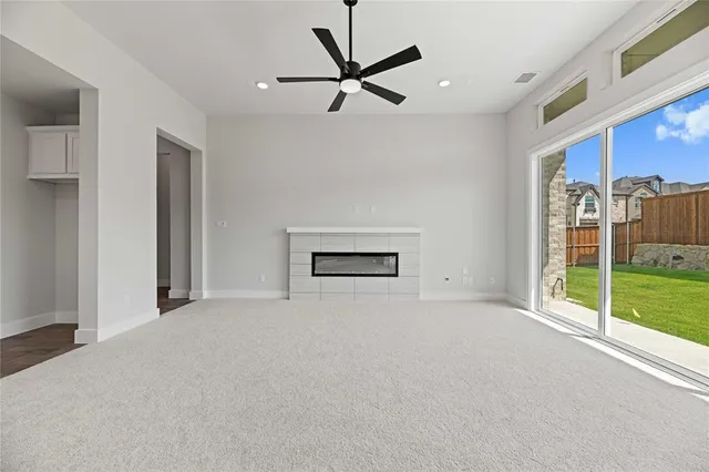 $2,600 | 6104 Lake Brook Drive, Pilot Point, TX 76258