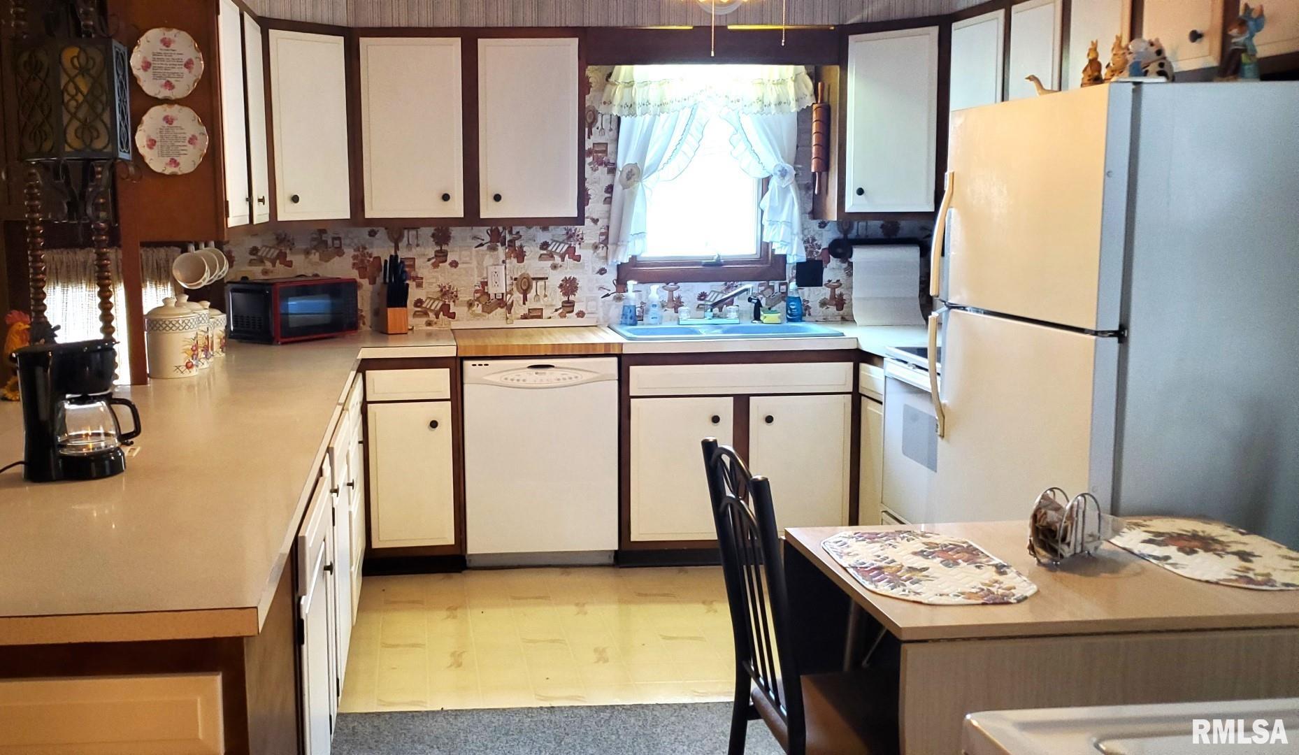 50 East Alder Road Canton, IL 61520 - Photo 20 of 37