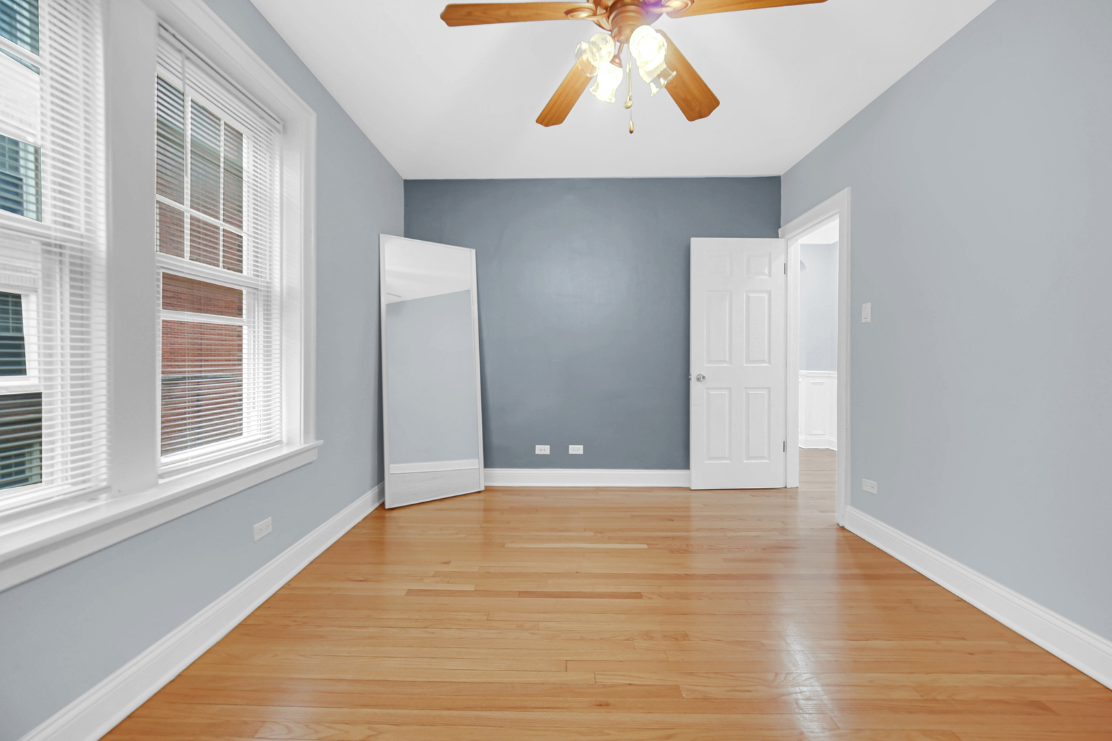 4834 West Henderson Street, Unit 1B Chicago, IL 60641 - Photo 11 of 18