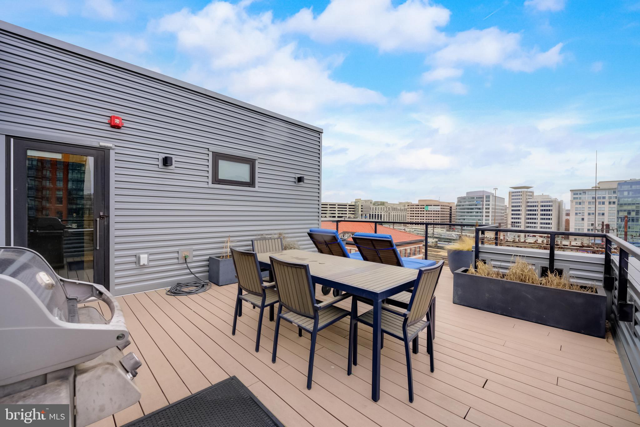 911 2nd Street Northeast, Unit 104 Washington, DC 20002 - Photo 27 of 38