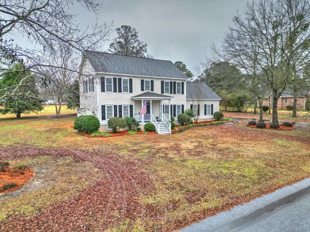 $400,000 | 1480 Country Club Circle, Manning, SC 29102