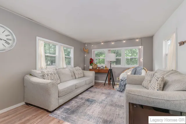 $25,000 | 961 Dolphin Street Southwest, Unit 13, Wyoming, MI 49509