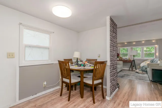 $25,000 | 961 Dolphin Street Southwest, Unit 13, Wyoming, MI 49509