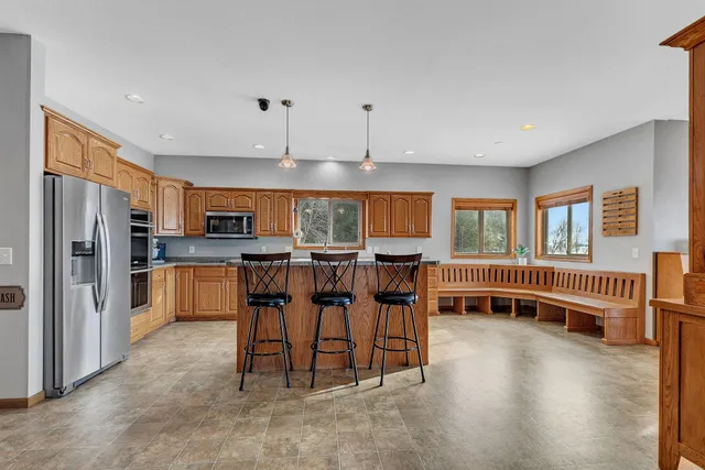 $735,000 | 37358 385th Avenue, Sauk Centre, MN 56378