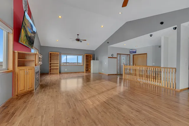 $735,000 | 37358 385th Avenue, Sauk Centre, MN 56378