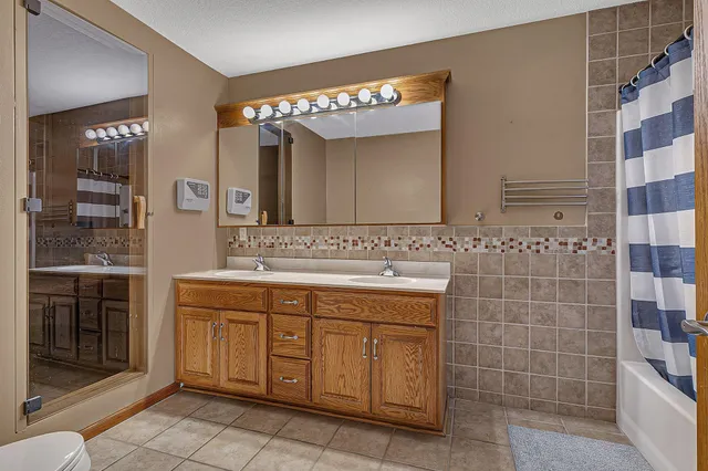 $735,000 | 37358 385th Avenue, Sauk Centre, MN 56378