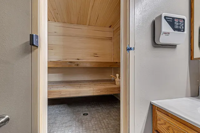 $735,000 | 37358 385th Avenue, Sauk Centre, MN 56378