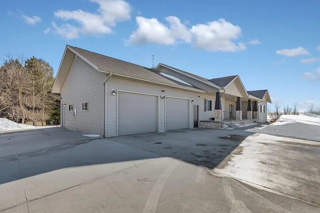 $735,000 | 37358 385th Avenue, Sauk Centre, MN 56378