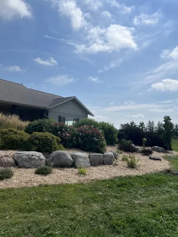 $735,000 | 37358 385th Avenue, Sauk Centre, MN 56378