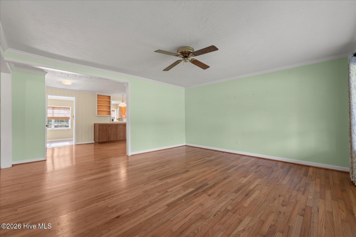 2582 Scotts Ferry Road Appling, GA 30802 - Photo 8 of 58 Living Room