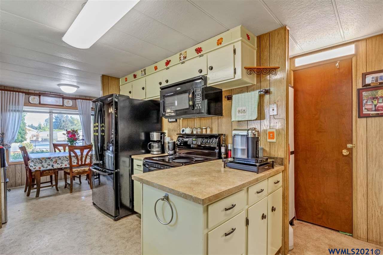 5510 Windsor Island Road North, Unit 25 Keizer, OR 97303 - Photo 18 of 30 Gallery Image 18