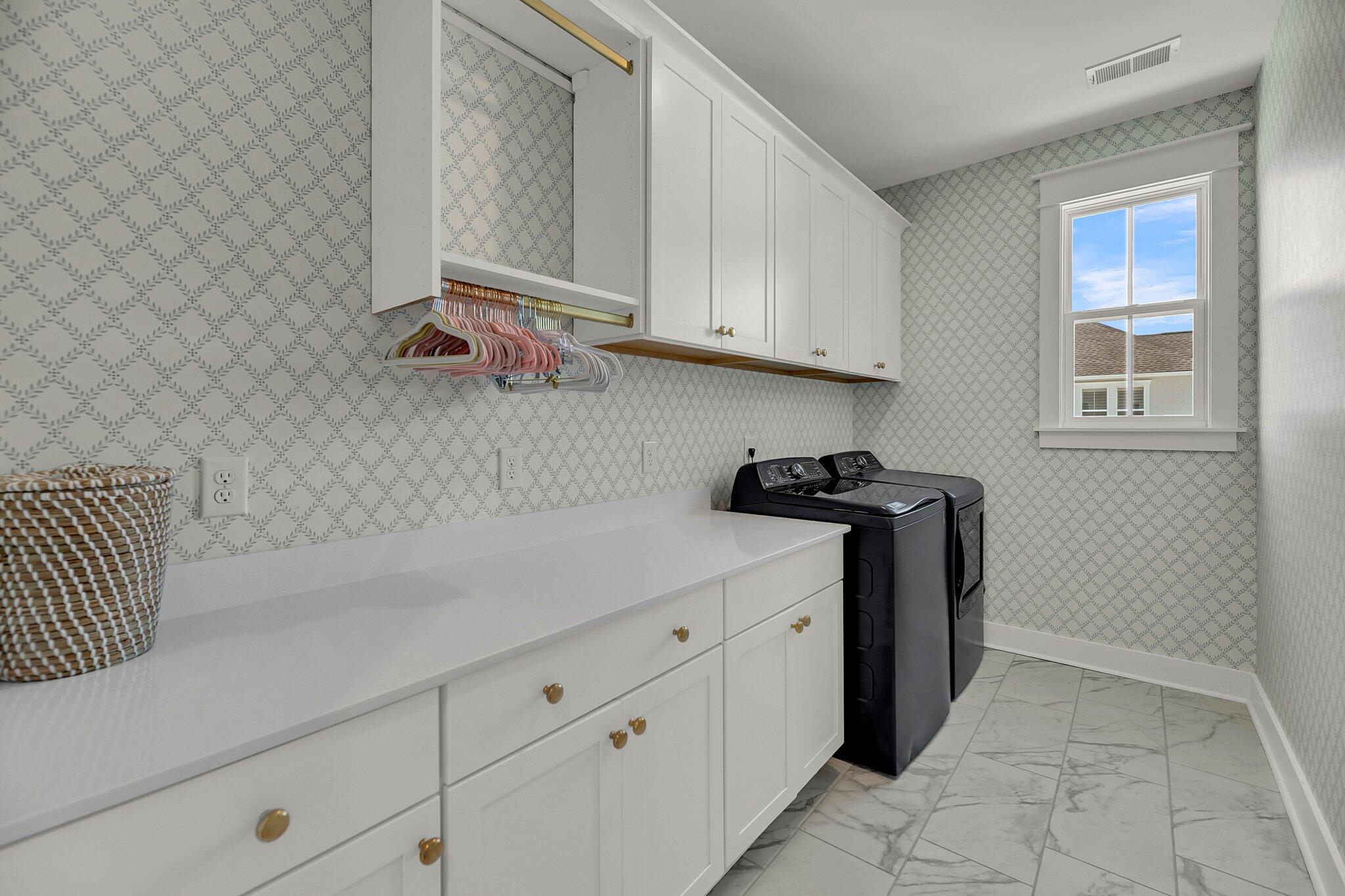 3624 Goodwater Street Mount Pleasant, SC 29466 - Photo 24 of 39 Laundry Room
