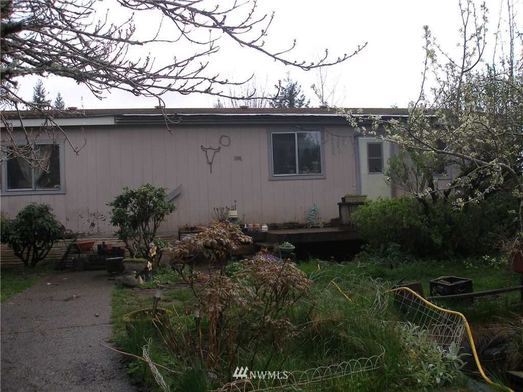 11511 Clark Road Southeast Yelm, WA 98597 - Photo 4 of 17 Gallery Image 4