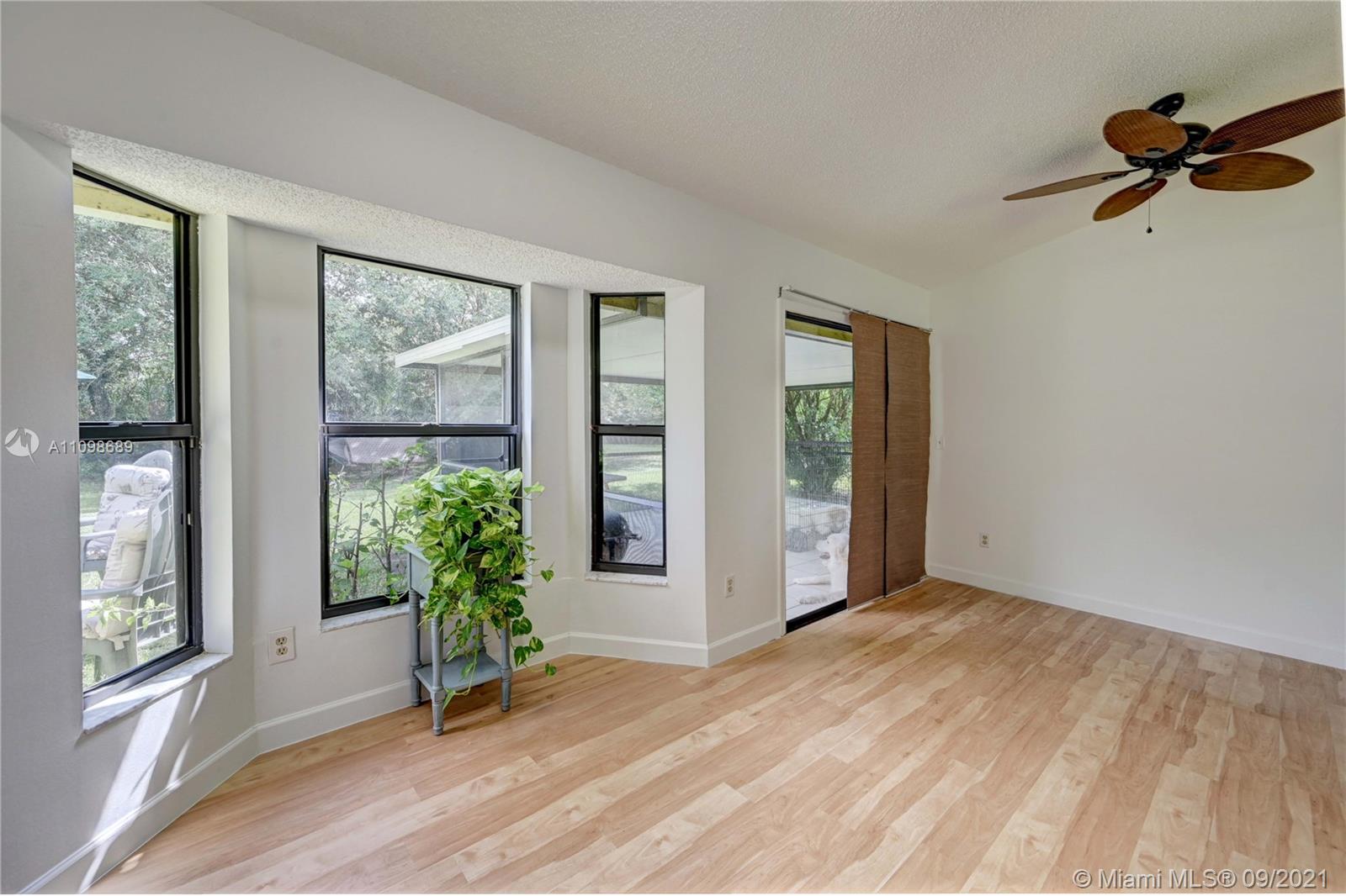 14822 85th Road North Loxahatchee, FL 33470 - Photo 12 of 41 Gallery Image 12