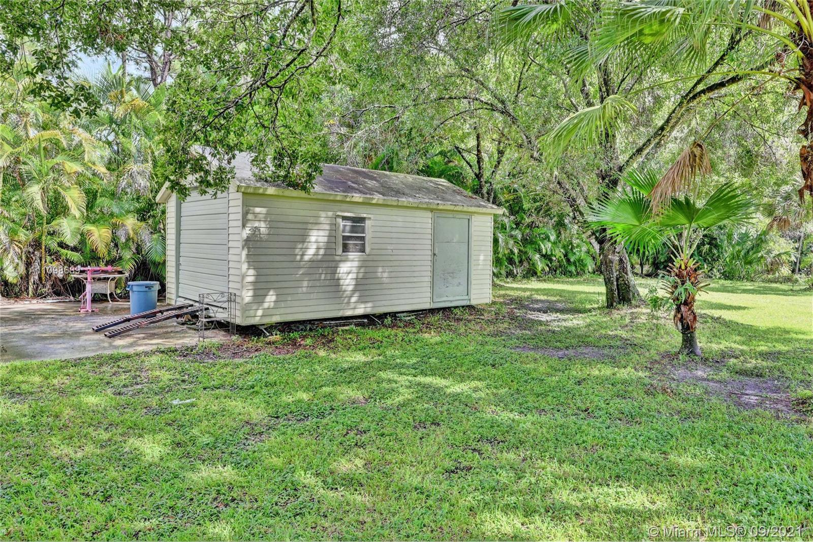 14822 85th Road North Loxahatchee, FL 33470 - Photo 29 of 41 Gallery Image 29